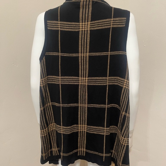 August Silk sweater vest - Picture 4 of 5